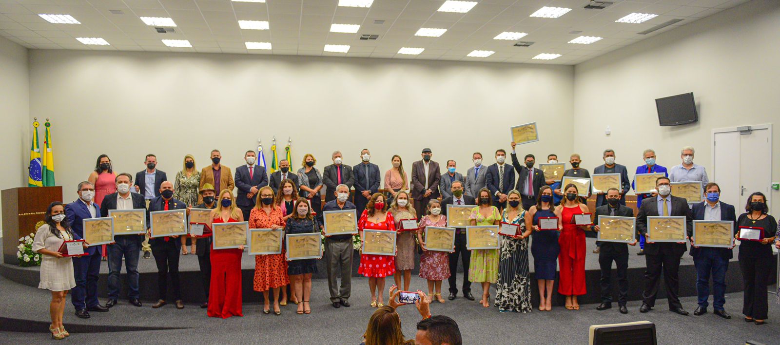 Câmara Municipal de Rio Branco homenageia 51 com título de Cidadão Riobranquense